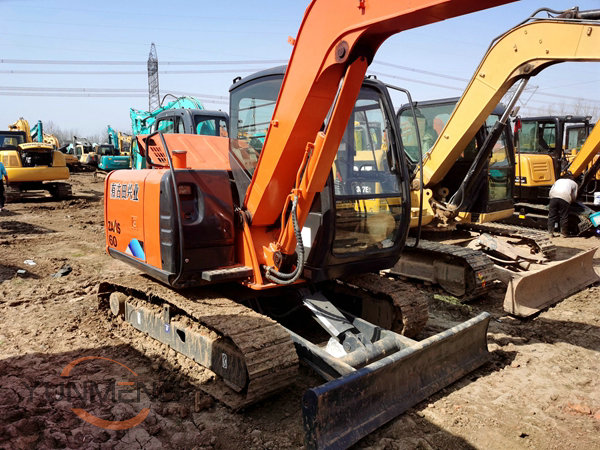 Hitachi ZX60 excavator