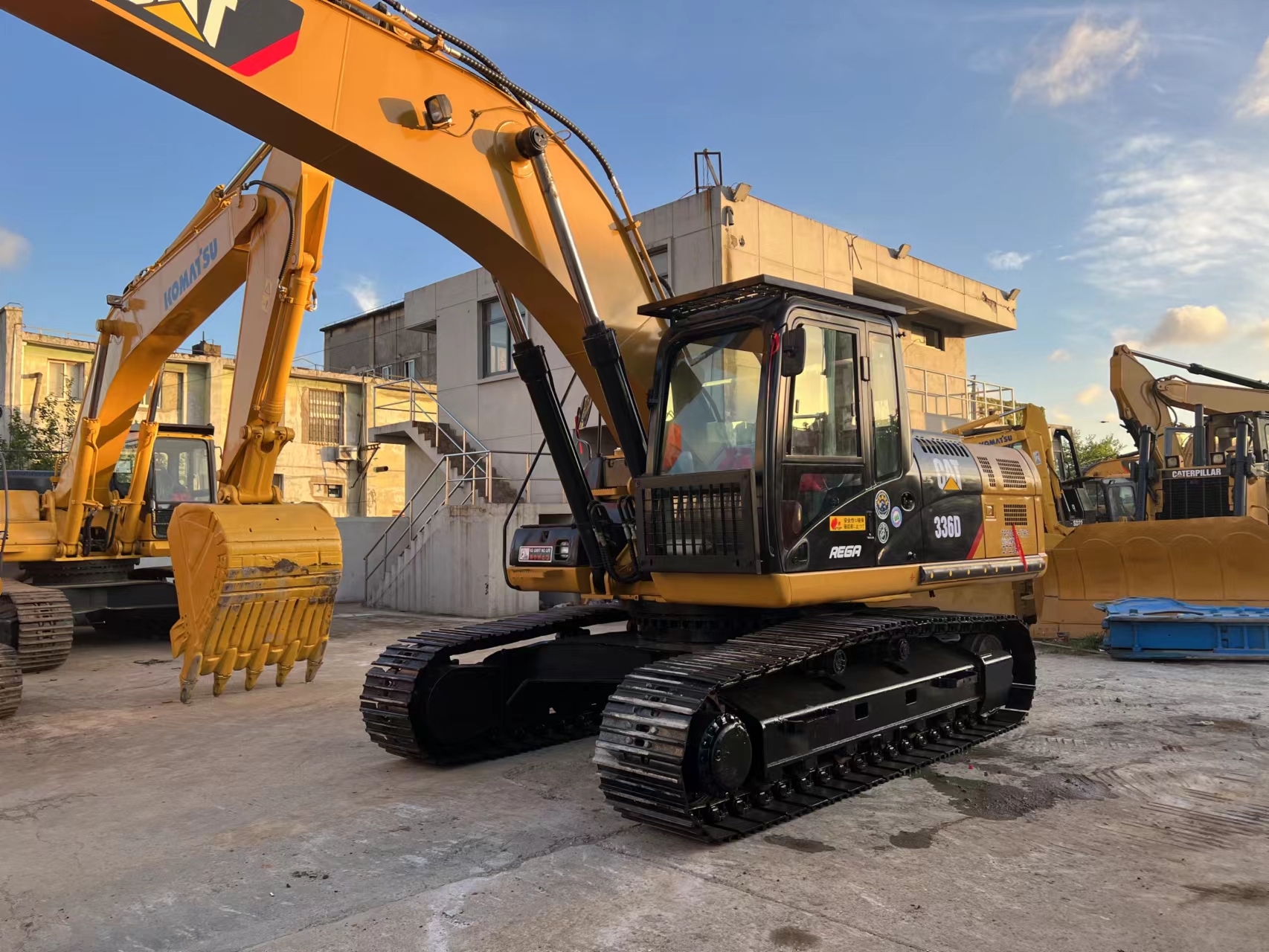 CAT 336D