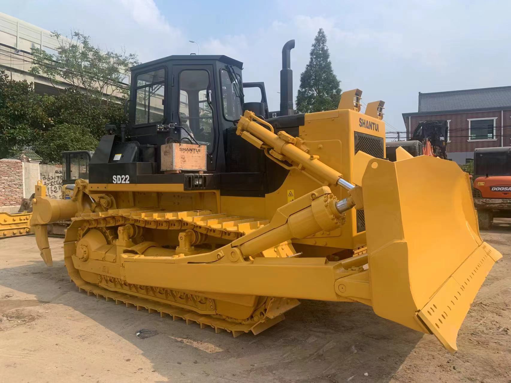 SHANTUI  SD22   Bulldozer