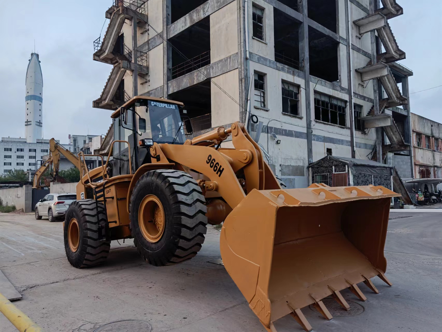 Caterpillar 966h wheel loader 