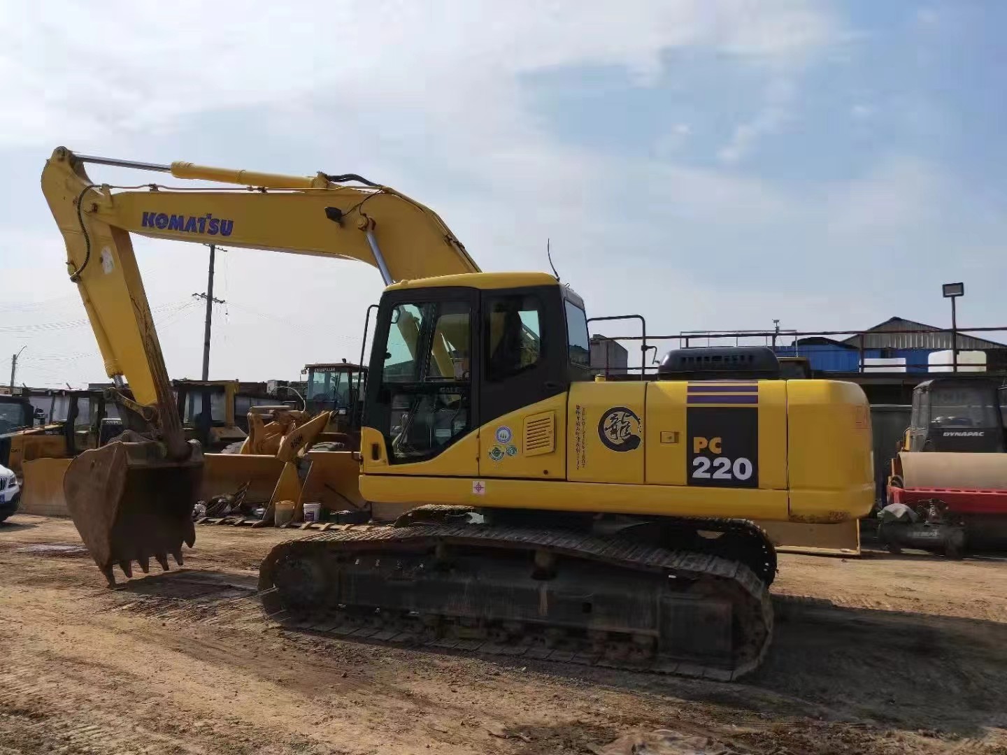 komatsu pc220-7 excavator 