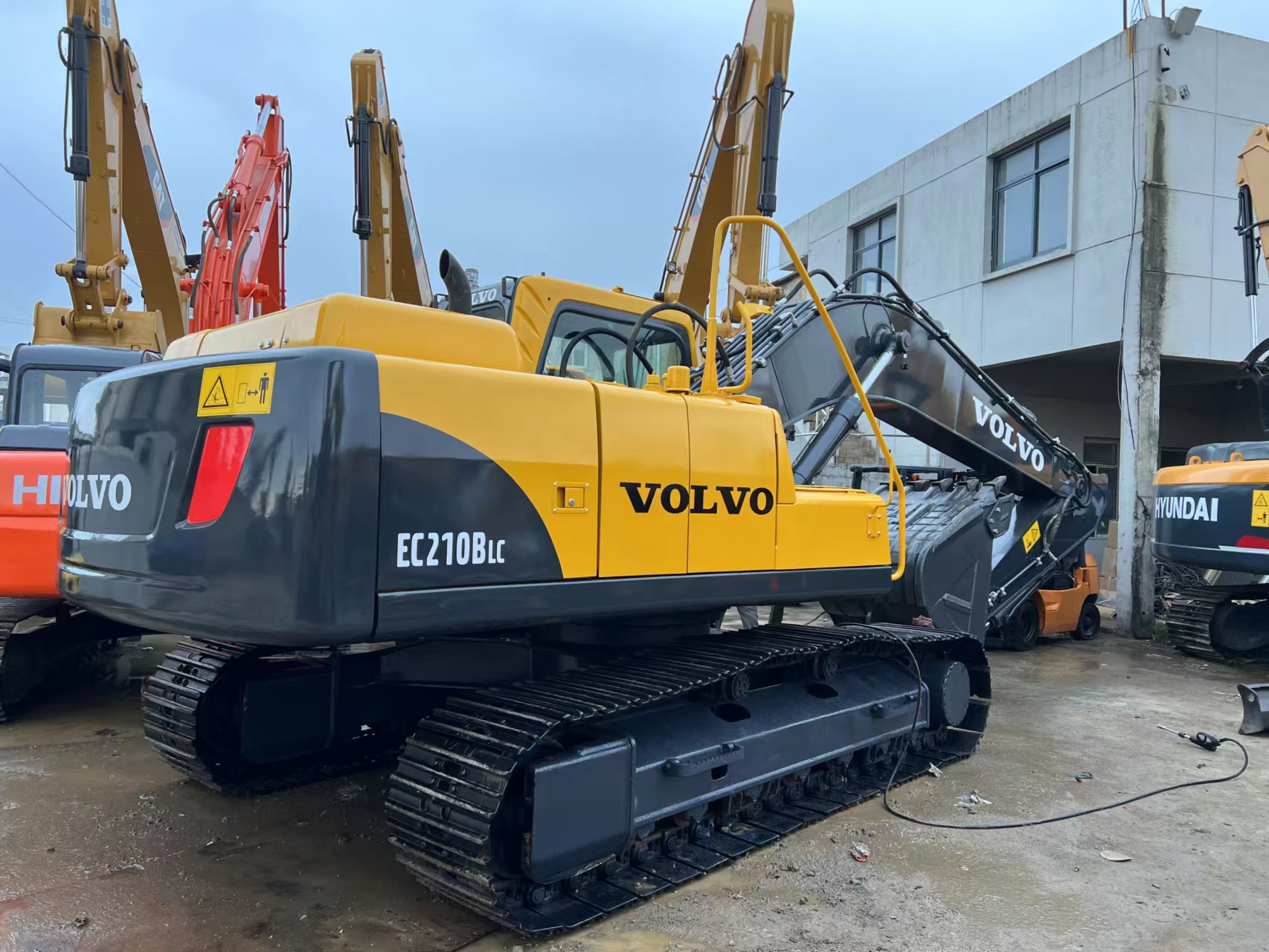 Volvo EC210BLC excavator