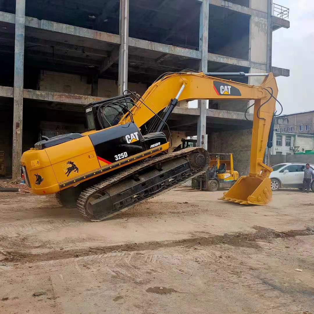 CAT 325D2 Excavator