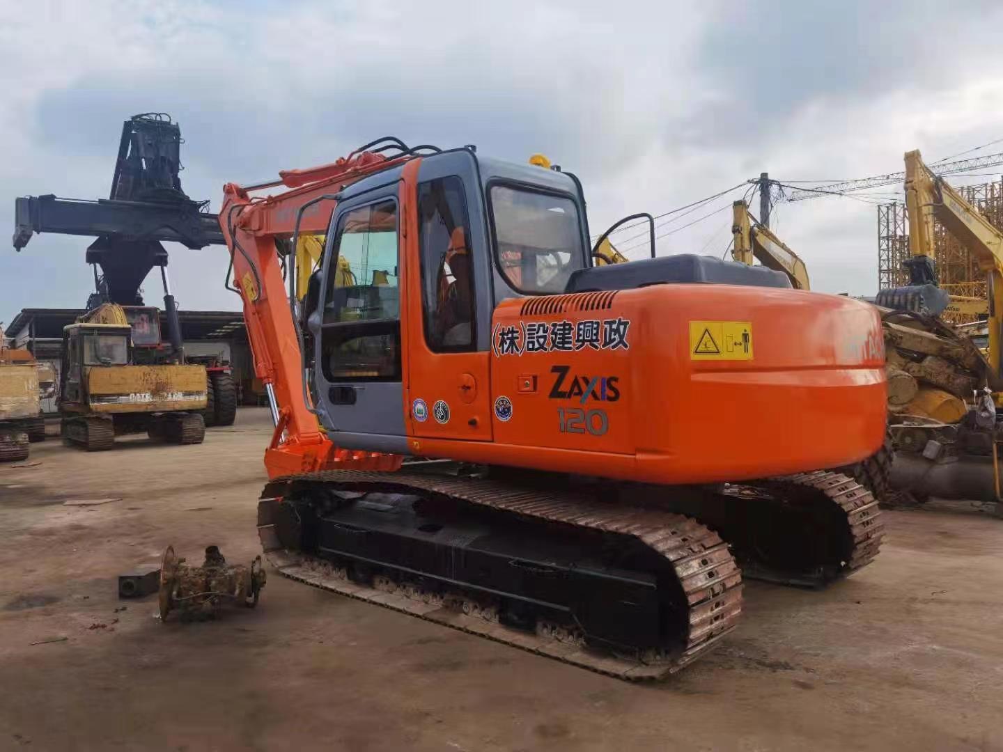 Hitachi ZX120-6 Excavator