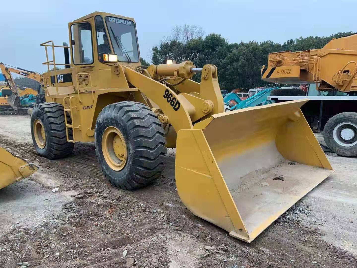 Caterpillar 966d wheel loader 