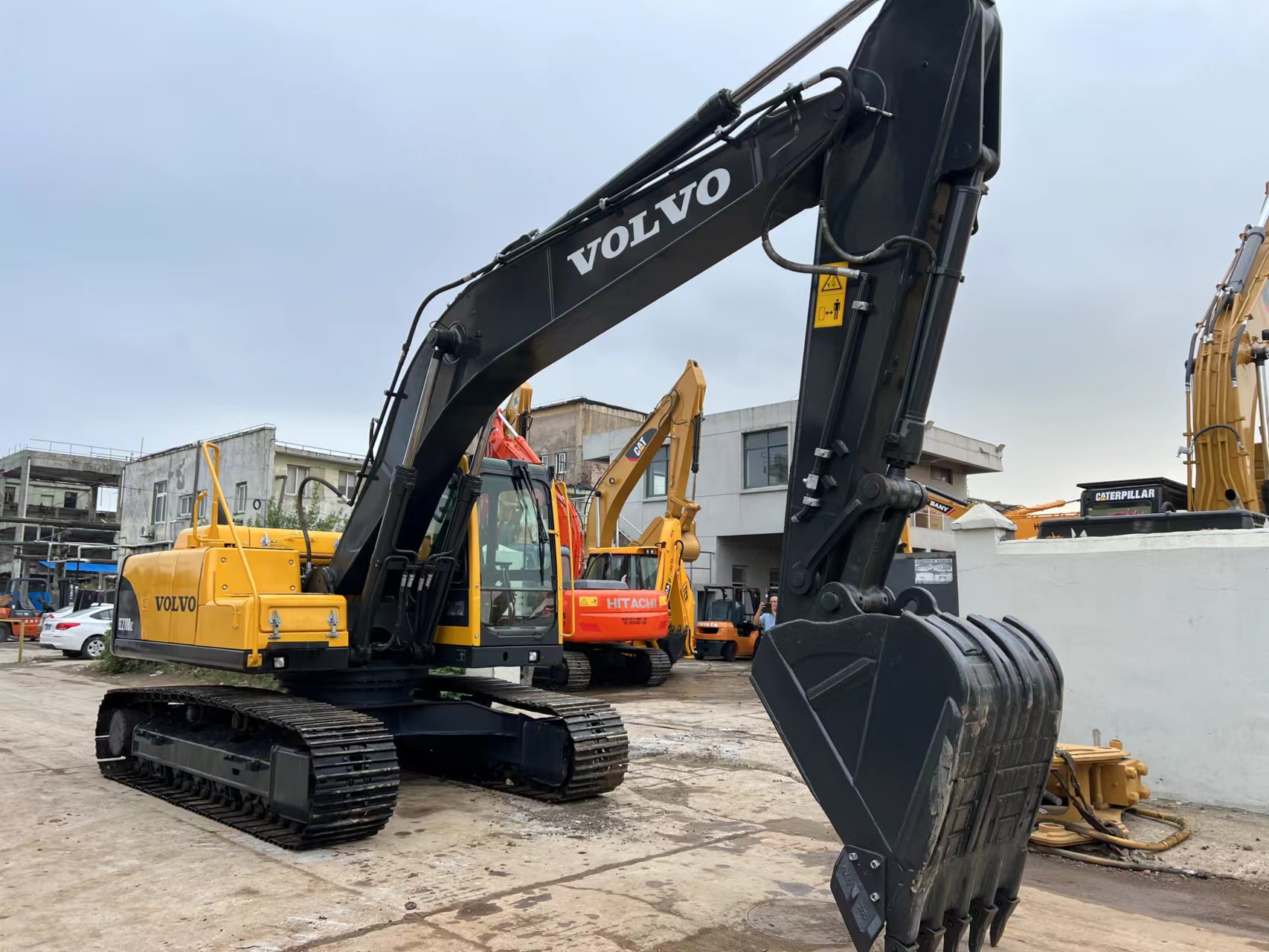 Volvo EC210BLC excavator