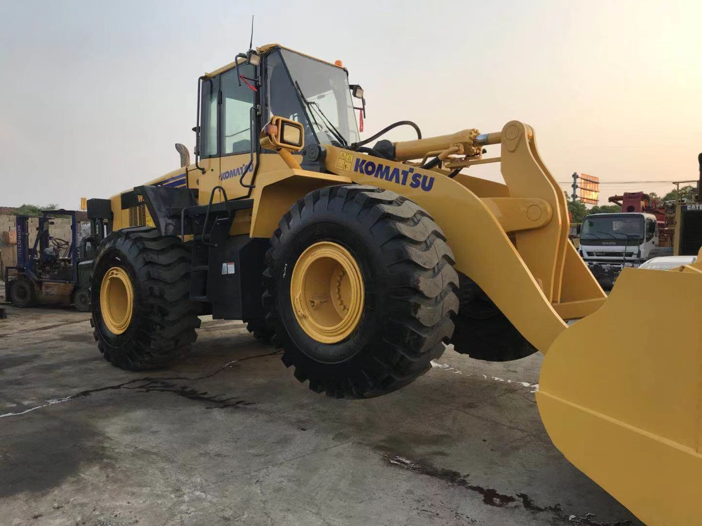 Komatsu wa470 wheel loader 