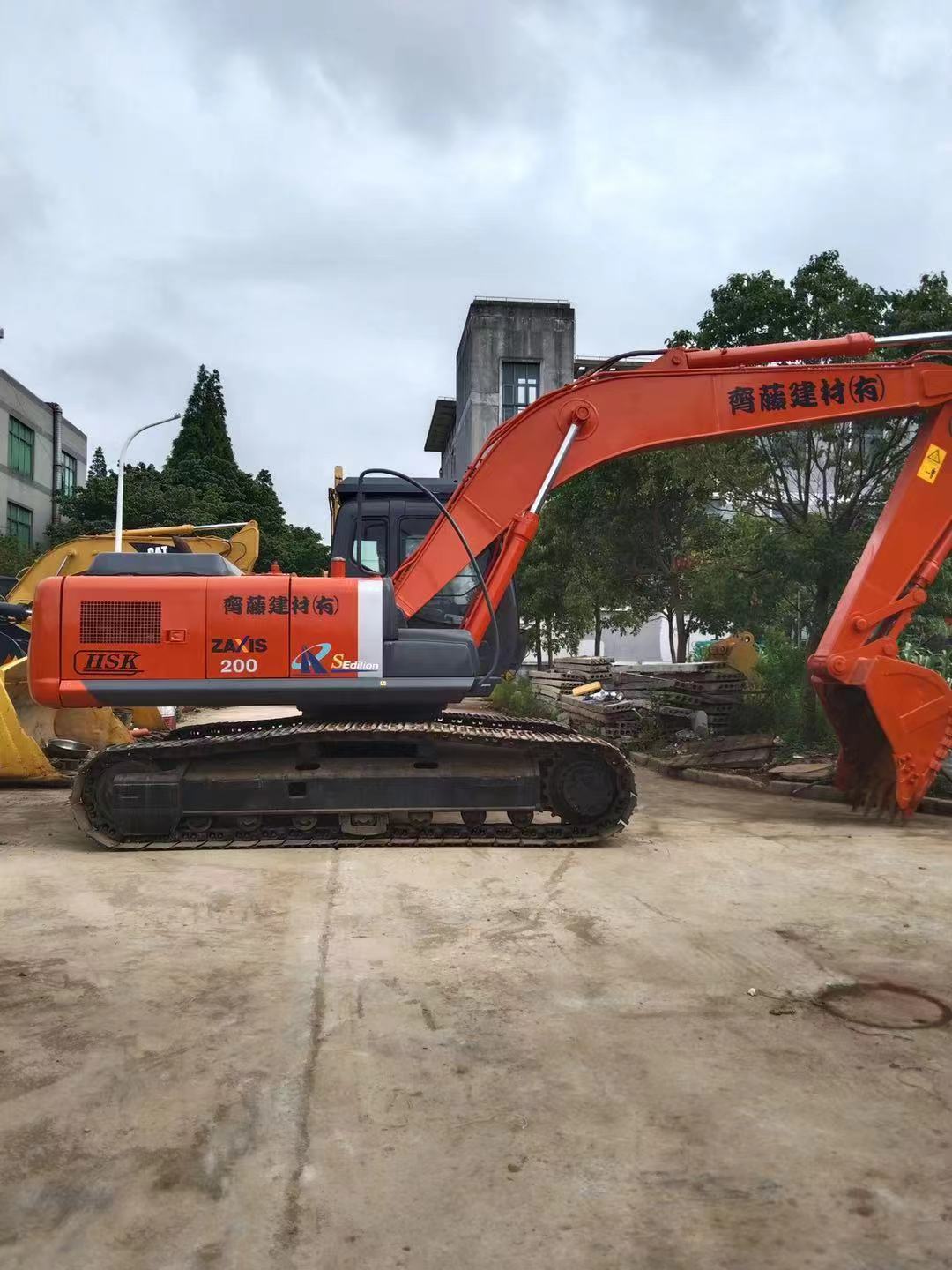 Hitachi ZX200-3g Excavator