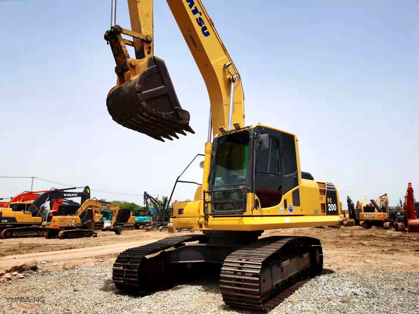 Komatsu PC200-8 excavator